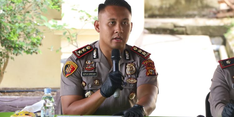 GERAK CEPAT POLRES SIAK UNGKAP KASUS PEMBUNUHAN BERENCANA LANSIA DI DAYUN : PELAKU INGIN BELI MOTOR UNTUK PACARNYA.