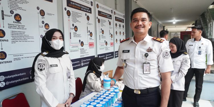 Razia Serentak dan Tes Urine Sambut HBP ke-62, Rutan Pekanbaru Tegaskan Komitmen Berantas Halinar