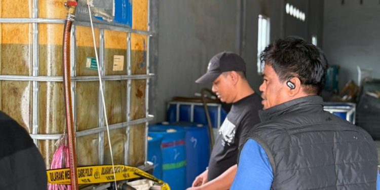 Unit Tipder Reserse Polres Pelalawan Ungkap Kasus Penjualan BBM Subsidi Ilegal