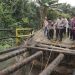 Sebelum Renovasi Jembatan Merah Putih, Kapolres Kampar Hadiri Doa Bersama di Desa Pulau Jambu