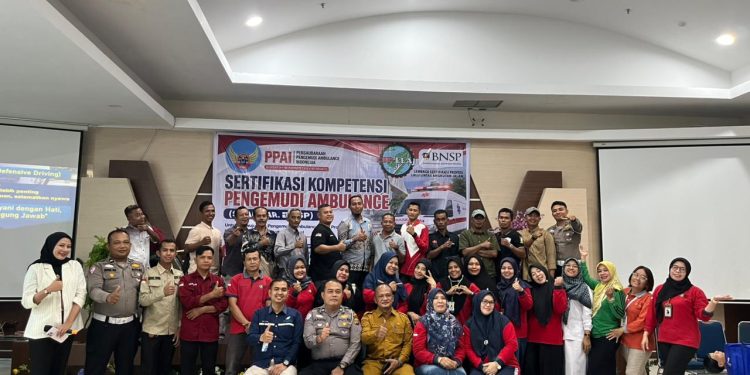 Satlantas Polres Kampar Gelar Sosialisasi Etika Lalu Lintas Kepada Driver Ambulans di Aulia Hospital Pekabaru.