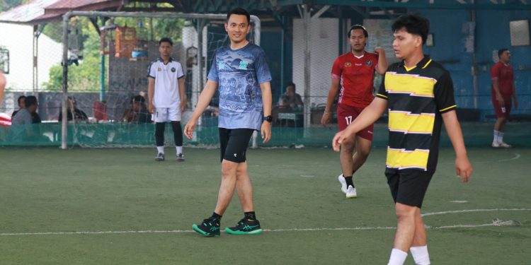 Polres Kuansing Pererat Sinergi dengan Generasi Muda Lewat Fun Match Futsal