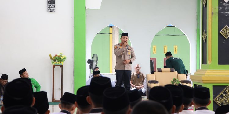 Pererat Silaturahmi, FKPP Kabupaten Siak Gelar Halal Bi Halal di Ponpes Sabilul Hidayah Tualang, Kapolres Siak AKBP Sepuh : “Mari Menjaga Alam Maka Alam Akan Menjaga Kita”