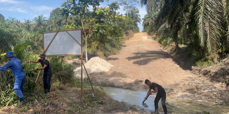 Hari ke-3, Pembangunan Jembatan Merah Putih Presisi di Desa Sungai Kuning Masuki Tahap Awal