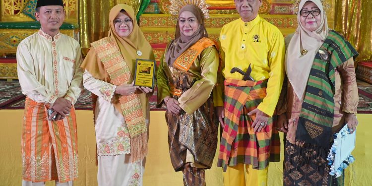 Di Tengah Arus Modernisasi, Bupati Siak Ingatkan Ancaman Lenyapnya Identitas Melayu