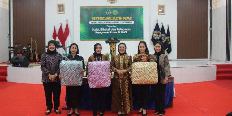 Hangat dan Haru, PIPAS Lapas Pekanbaru Lepas Tiga Pengurus dalam Pertemuan Rutin Penuh Kebersamaan