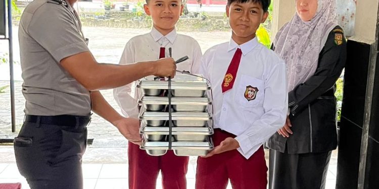 Pengawasan Ketat Distribusi BBM, Polsek Kuantan Mudik dan Polsek Singingi Pastikan Aman dan Tepat Sasaran