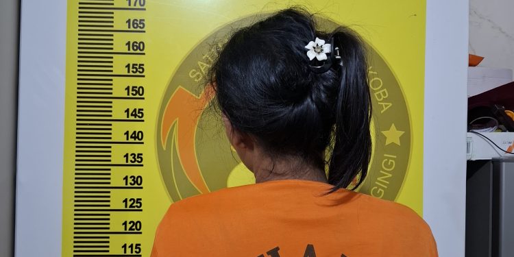 Tim Elang Kuantan Gerebek Kontrakan, Perempuan Pengguna Sabu di Sungai Jering Diamankan