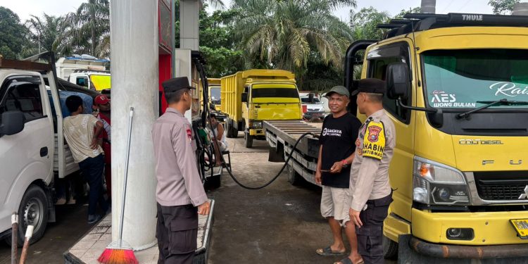 Polsek Jajaran Polres Kuansing Intensifkan Pengawasan SPBU, Distribusi BBM Dipastikan Aman dan Tertib