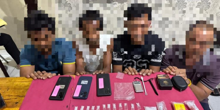 Sat Resnarkoba Polres Siak Bekuk Jaringan Pengedar Narkoba, Empat Orang Diamankan Satu di antaranya Penghulu Kampung di Kabupaten Siak