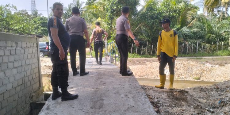 Progres 85 Persen di Hari ke-23, Jembatan Merah Putih Presisi di Desa Logas Segera Rampung