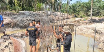 Progres Pembangunan Jembatan Merah Putih Presisi Capai 45 Persen di Hari ke-17, Kapolres Kuansing: Bukti Sinergi Polri dan Masyarakat