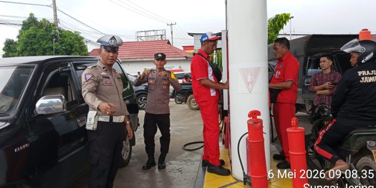 Polres Kuantan Singingi Intensifkan Patroli dan Pengamanan SPBU, Antisipasi Kemacetan dan Penyalahgunaan BBM
