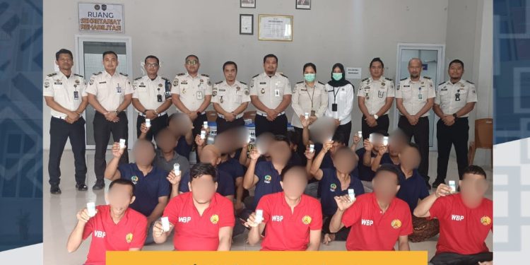 Perketat Pengawasan, Lapas Narkotika Rumbai Gelar Razia Blok Hunian dan Tes Urine