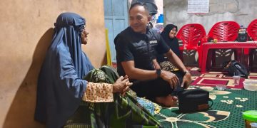 Kapolsek Benai Sambangi Korban Kebakaran Rumah di Desa Pulau Ingu