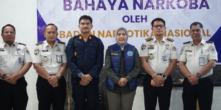 Rutan Kelas I Pekanbaru melaksanakan Ikrar Pemasyarakatan Bebas dari Handphone Ilegal, Narkoba, Peniipuan