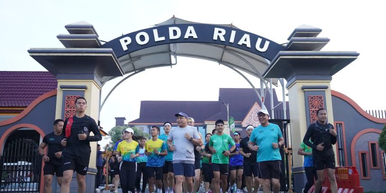 Polda Riau Launching Riau Bhayangkara Run 2026, Kapolda Ajak Masyarakat Jaga Lingkungan dan Perkuat Persatuan