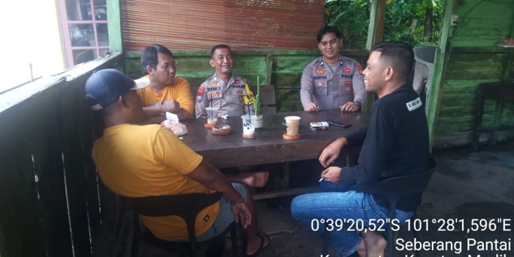 Minggu Kasih Polsek Jajaran Polres Kuantan Singingi: Polri Dengarkan Langsung Aspirasi dan Keluhan Kamtibmas Masyarakat