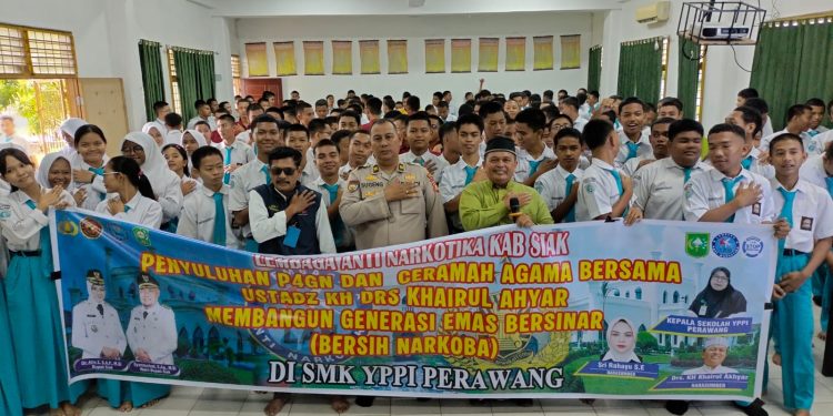 Polsek Tualang dan LAN Siak Edukasi Pelajar SMKS YPPI Bahaya Narkoba dan Pentingnya Tertib Berlalu Lintas