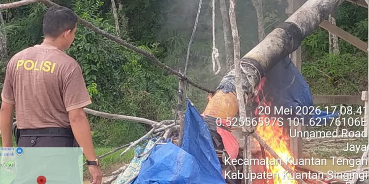 Polres Kuansing Tindak Lanjuti Laporan Masyarakat via Call Center 110, Tiga Rakit PETI di Munsalo Ditertibkan