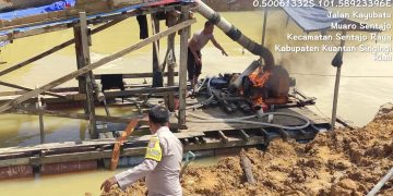 Polsek Kuantan Tengah Tertibkan Dua Rakit PETI di Desa Pulau Komang Sentajo