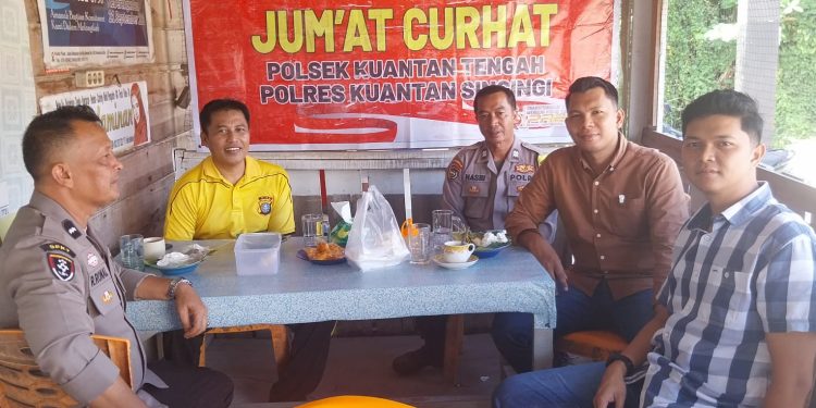 Pererat Komunikasi dengan Warga, Polsek Jajaran Polres Kuansing Laksanakan Jumat Curhat