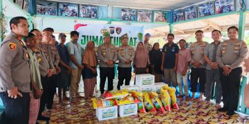 Kapolres Pelalawan Gelar Jumat Curhat di Pesisir Sungai Kualo: Tampung Curhatan Warga soal Keamanan dan Lampu Jalan