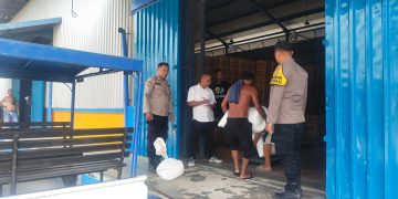 Polsek Sukajadi Melaksanakan Pendistribusian Jagung Pipil Hasil Panen Kepada Bulog Palas.