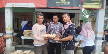 Polres Kampar Bagikan 48 Papan Telur Kepada Sabuk Kamtibmas – Himbau Sinergi Jaga Keamanan Bangkinang Kota