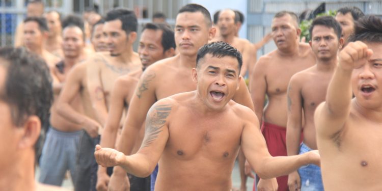Bangun Lingkungan Sehat dan Positif, Lapas Pekanbaru Rutin Gelar Senam Warga Binaan