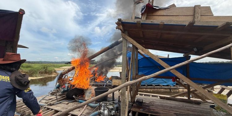 Polsek Singingi Hilir Tertibkan Aktivitas PETI Jenis Dompeng di KUD Timbul Sakoto Tanjung Pauh