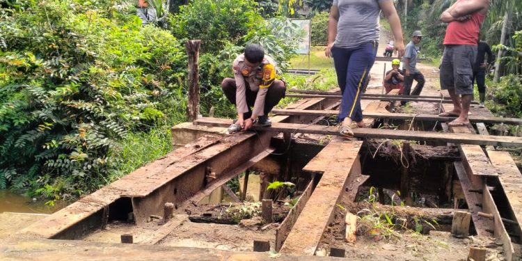 Hari Pertama Pembangunan Jembatan Presisi Polri Tahap II di Sungai Buluh, Kapolsek Bunut: Selesai 3-4 Minggu
