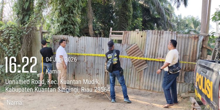 Polsek Kuantan Mudik Pasang Police Line di Sejumlah Lokasi Pengolahan Kayu (Sowmel)