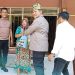 Kapolsek Kampar AKP Asdisyah Mursyid SH Bersama Jajaran Istiqamah Tebar Kebaikan Melalui Program Jumat Barokah, Bantu Warga Kurang Mampu di Desa Pulau Jambu