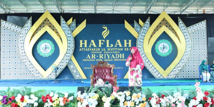 Bupati Afni Peran Pondok Pesantren Cetak SDM berintegrasi dan Berakhlak