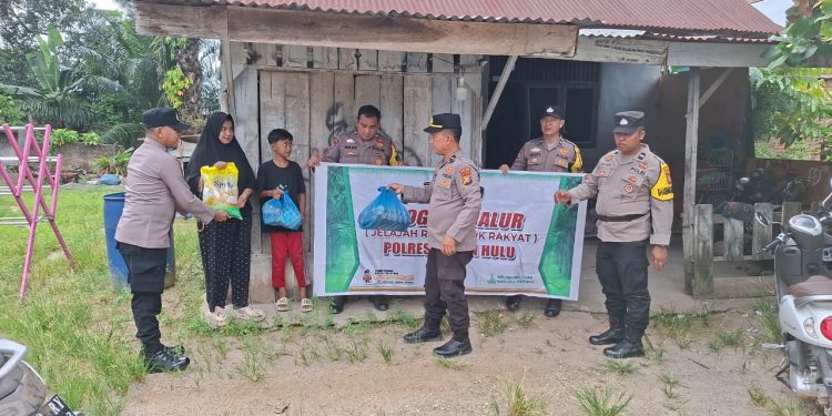 Polsek Kunto Darussalam Salurkan Bantuan Sosial Lewat Program JALUR, Wujud Nyata Kehadiran Polri untuk Masyarakat