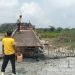 Polsek Pangean Tertibkan Aktivitas PETI di Desa Tanah Bekali, Satu Unit Rakit Dimusnahkan