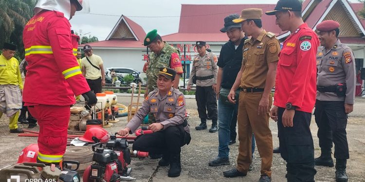 Apel Siaga Karhutla Kecamatan Tandun Digelar, Polsek Tandun Perkuat Sinergi Cegah Kebakaran Hutan dan Lahan