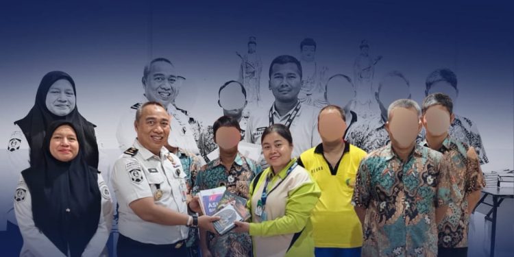 Ibadah Buddha di Lapas Narkotika Rumbai, Warga Binaan Terima Donasi Buku Keagamaan