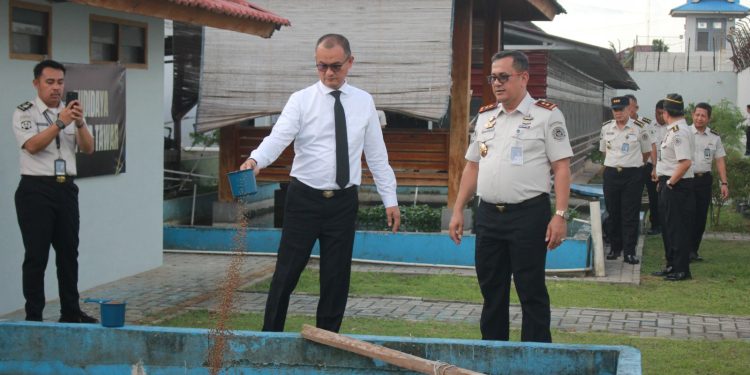 Kunjungan Kakanwil Ditjenpas Riau Perkuat Komitmen Lapas Pekanbaru dalam Keamanan dan Pembinaan Warga Binaan