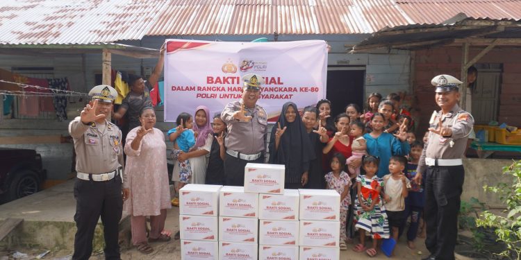 Hingga Hari ini Polda Riau Salurkan 3.060 Paket Bansos dan Hadirkan Berbagai Program Sosial Menjelang Hari Bhayangkara ke-80 Tahun 2026