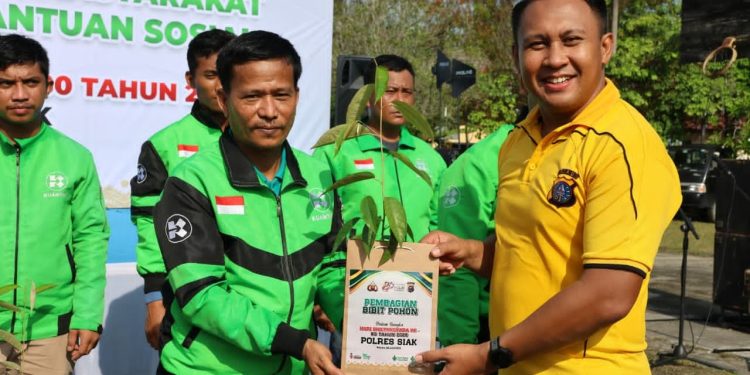 Perkuat Sinergitas, Polres Siak Gelar Olahraga Bersama dan Bakti Sosial Peringati Hari Bhayangkara ke-80