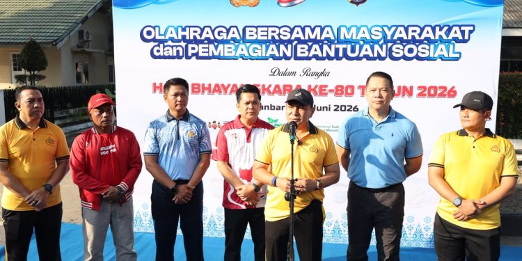 Sambut Hari Bhayangkara ke-80, Polda Riau Gelar Olahraga Bersama dan Salurkan 1.000 Paket Bansos untuk Masyarakat