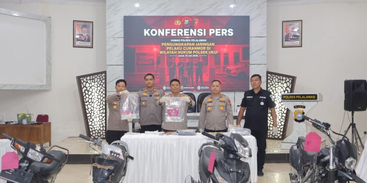 RESKRIM POLSEK PANGKALAN KERINCI BERHASIL UNGKAP KASUS CURAT MOBIL DI RSUD SELASIH, PELAKU DAN BARANG BUKTI BERHASIL DIAMANKAN