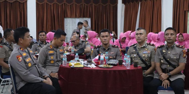 Kenal Pamit Pejabat Polres Kuansing, Kapolres AKBP Hidayat Perdana Tekankan Profesionalisme dan Pelayanan Humanis