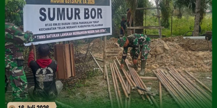 HARI PERTAMA PASCA UPACARA PEMBUKAAN TMMD KE-129 KODIM 0313/KPR PEMBUATAN SUMUR BOR DI PANGKALAN TERAP CAPAI PROGRES 20 PERSEN