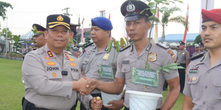 64 Personel dan 1 ASN Raih Anugerah Pangkat Upacara Kenaikan Pangkat Polres Pelalawan Periode Juli 2026