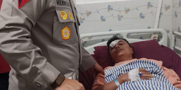 Kapolda Riau Jenguk Korban Pengeroyokan, Tegaskan Kasus Diusut Tuntas Tanpa Pandang Bulu