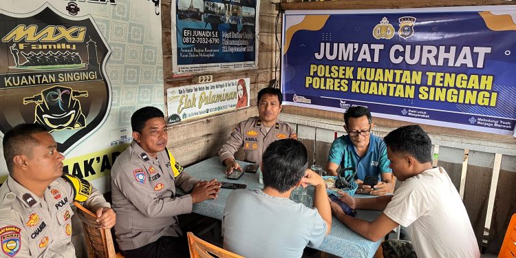 Polsek Jajaran Polres Kuansing Gelar Jumat Curhat, Perkuat Sinergi dan Serap Aspirasi Masyarakat