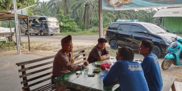 Polsek Tandun Perkuat Sinergitas dengan Warga Lewat Jumat Curhat, Ajak Masyarakat Jaga Kamtibmas dan Cegah Karhutla